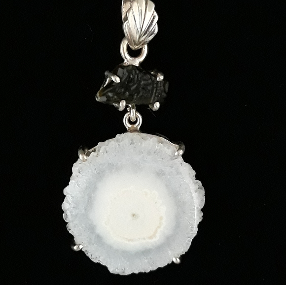 Natural Solar Quartz Eye & Moldavite Pendant - Picture 8 of 8